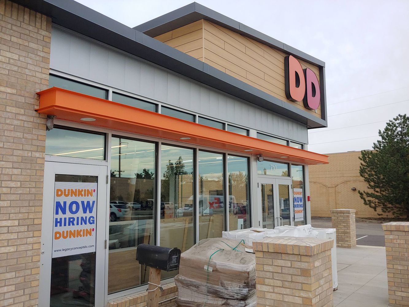 Chaska Retail Multi-Tenant Retail For Lease: 700 N Chestnut St, Chaska, MN 55318